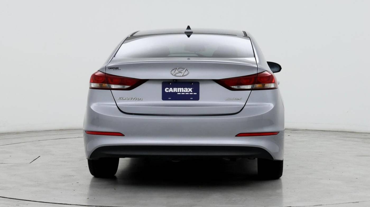 2017 Hyundai Elantra Limited — Sedan — 111,515 mi — Jensen Beach, FL