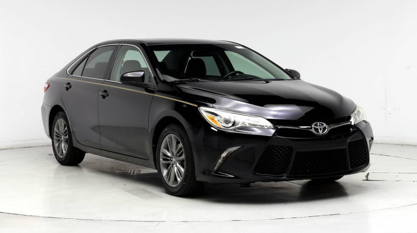 2017 Toyota Camry SE — Sedan — 87,086 mi — Jensen Beach, FL