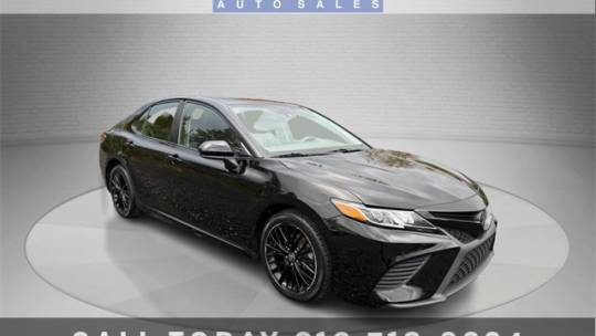 2020 Toyota Camry SE Nightshade — Sedan — 101,748 mi — Kirtland, OH