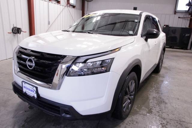2024 Nissan Pathfinder S — SUV — 11,616 mi — Scotia, NY