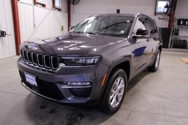 2022 Jeep Grand Cherokee Limited — SUV — 27,449 mi — Scotia, NY