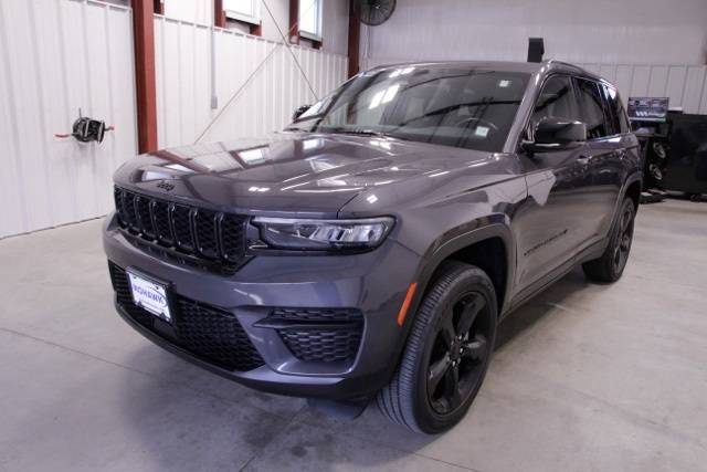 2022 Jeep Grand Cherokee Altitude — SUV — 28,692 mi — Scotia, NY