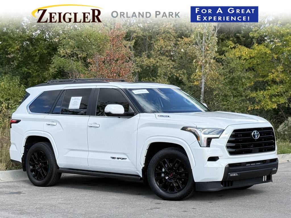 2024 Toyota Sequoia SR5 — SUV — 17,380 mi — Orland Park, IL