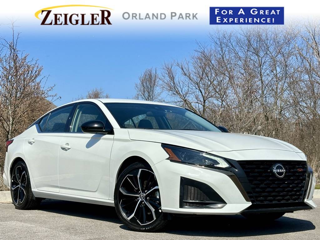 2023 Nissan Altima SR — Sedan — 58,564 mi — Orland Park, IL