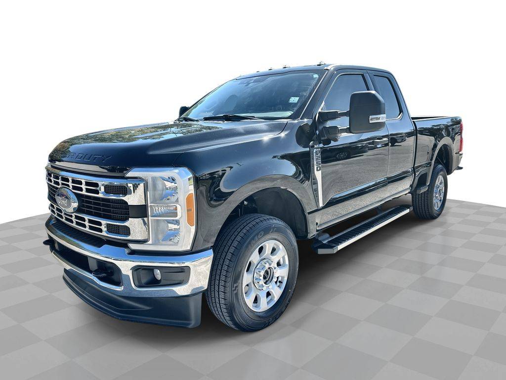 2023 Ford Super Duty F-250 XLT — Pickup Truck — 59,748 mi — Jacksonville, FL