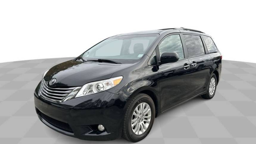 2017 Toyota Sienna XLE — Minivan — 176,104 mi — Jacksonville, FL