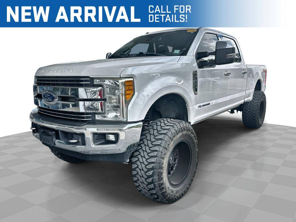 2017 Ford Super Duty F-350 Lariat — Pickup Truck — 143,652 mi — Jacksonville, FL