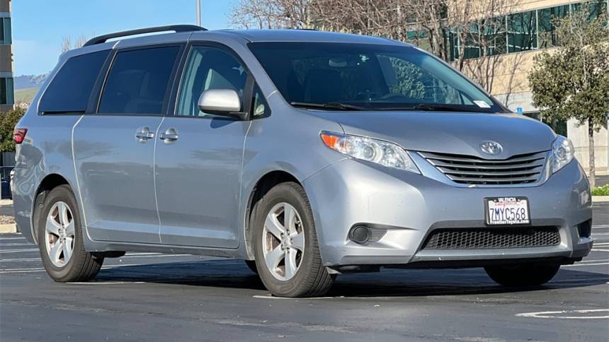2015 Toyota Sienna LE — Minivan — 97,697 mi — Dublin, CA