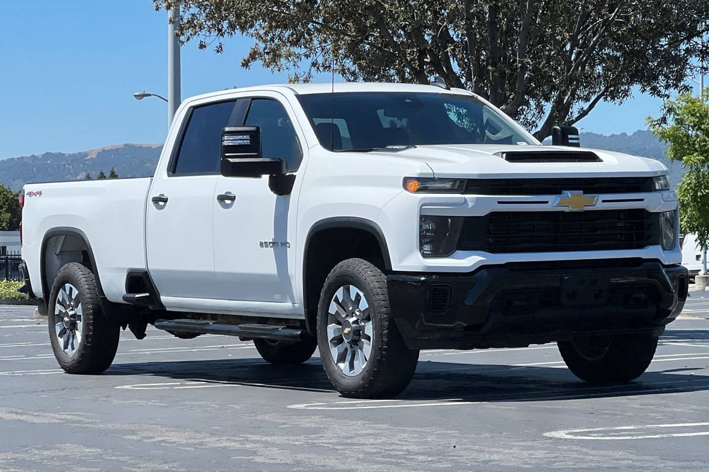 2024 Chevrolet Silverado 2500HD Custom — Pickup Truck — 41,124 mi — Dublin, CA