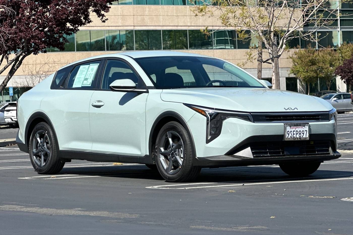 2025 Kia K4 LXS — Sedan — 4,600 mi — Dublin, CA
