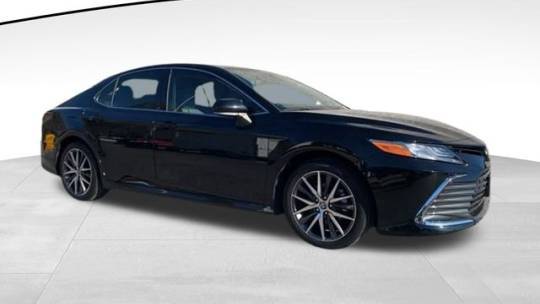 2022 Toyota Camry Hybrid XLE — Sedan — 19,487 mi — Wake Forest, NC