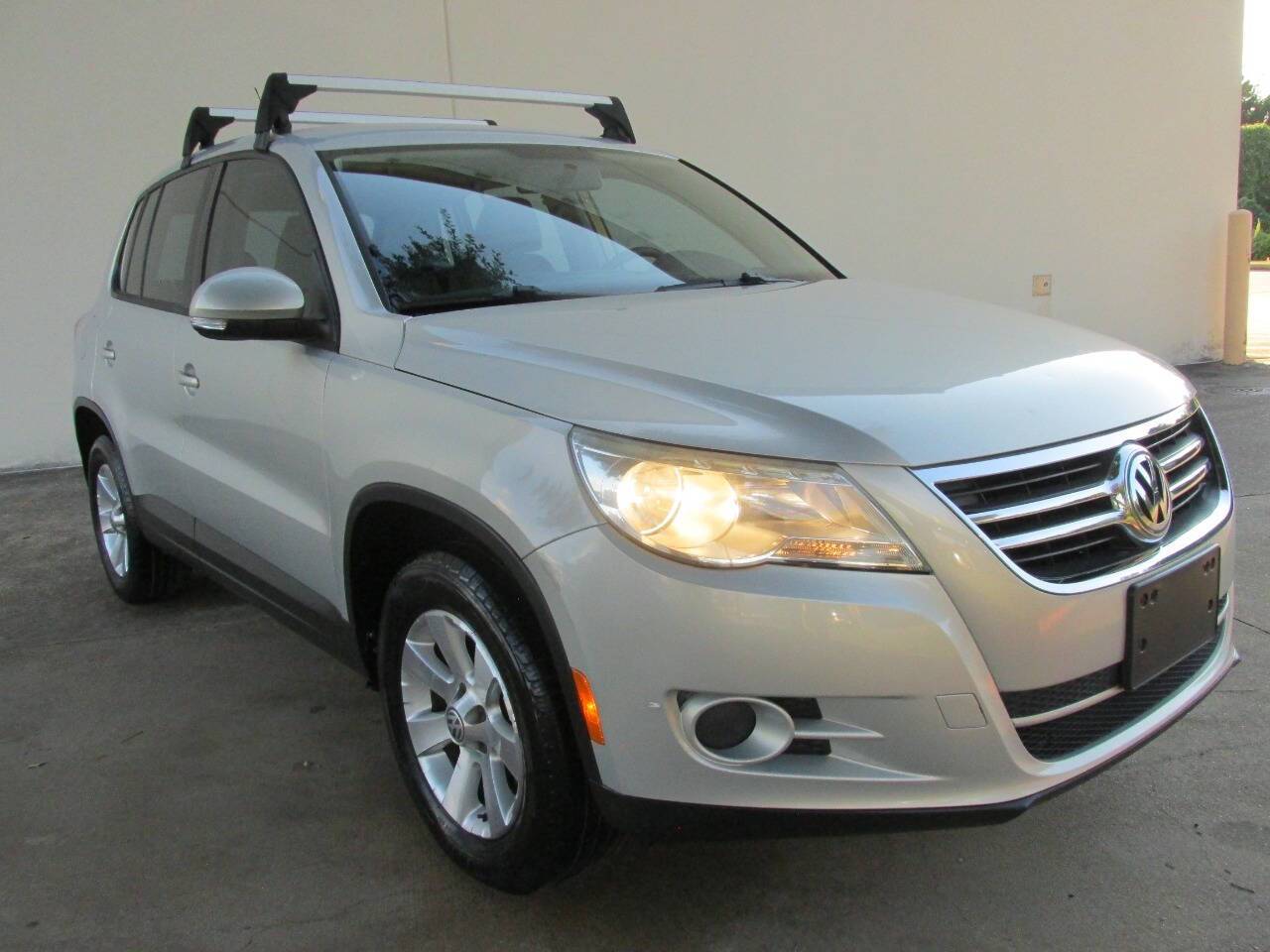 2009 Volkswagen Tiguan SE — SUV — 108,163 mi — Richmond, TX