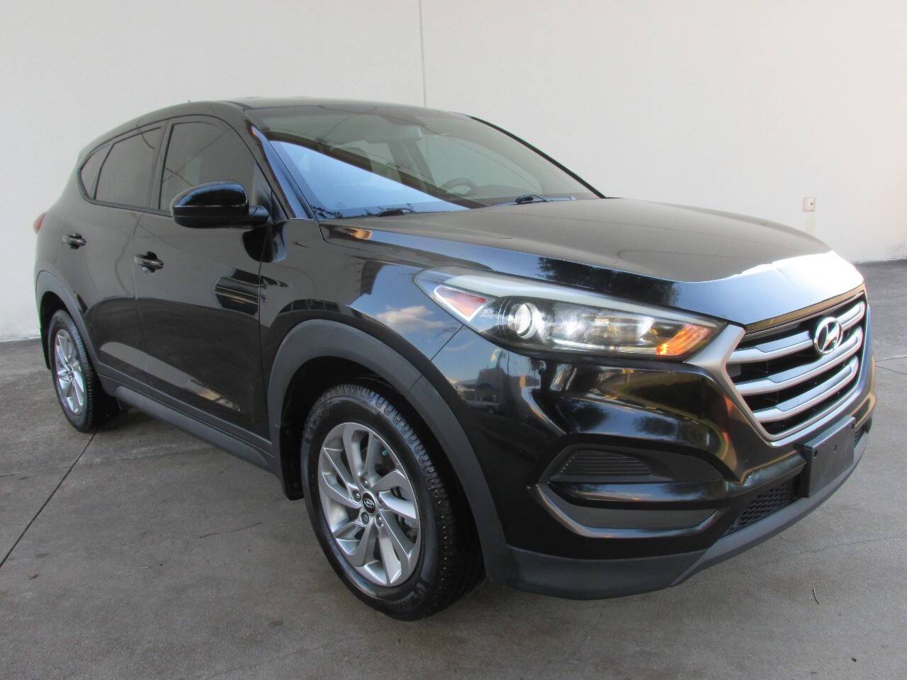2017 Hyundai Tucson SE — SUV — 158,661 mi — Richmond, TX