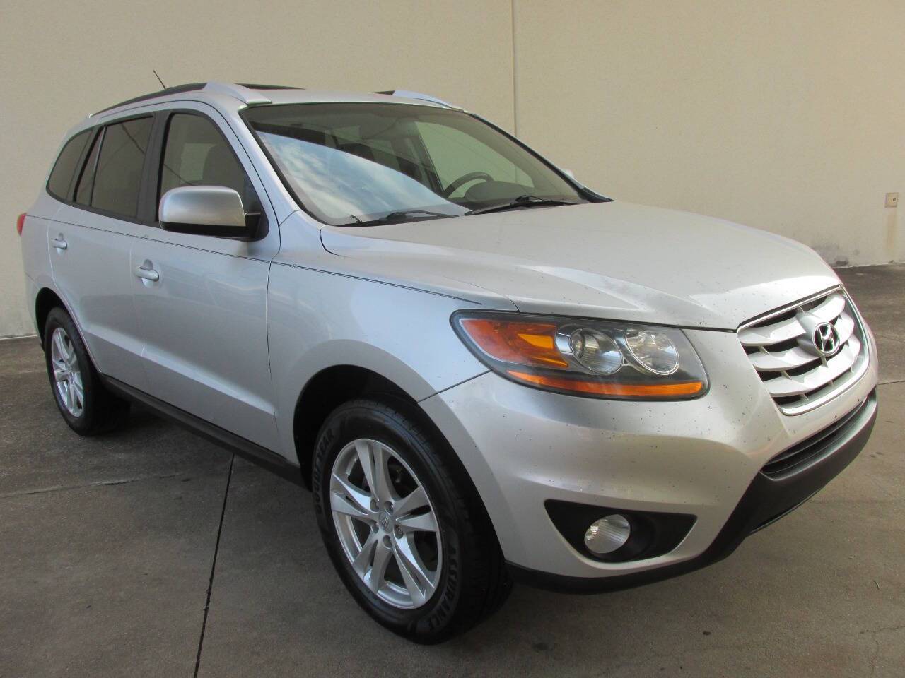 2011 Hyundai Santa Fe SE — SUV — 143,356 mi — Richmond, TX