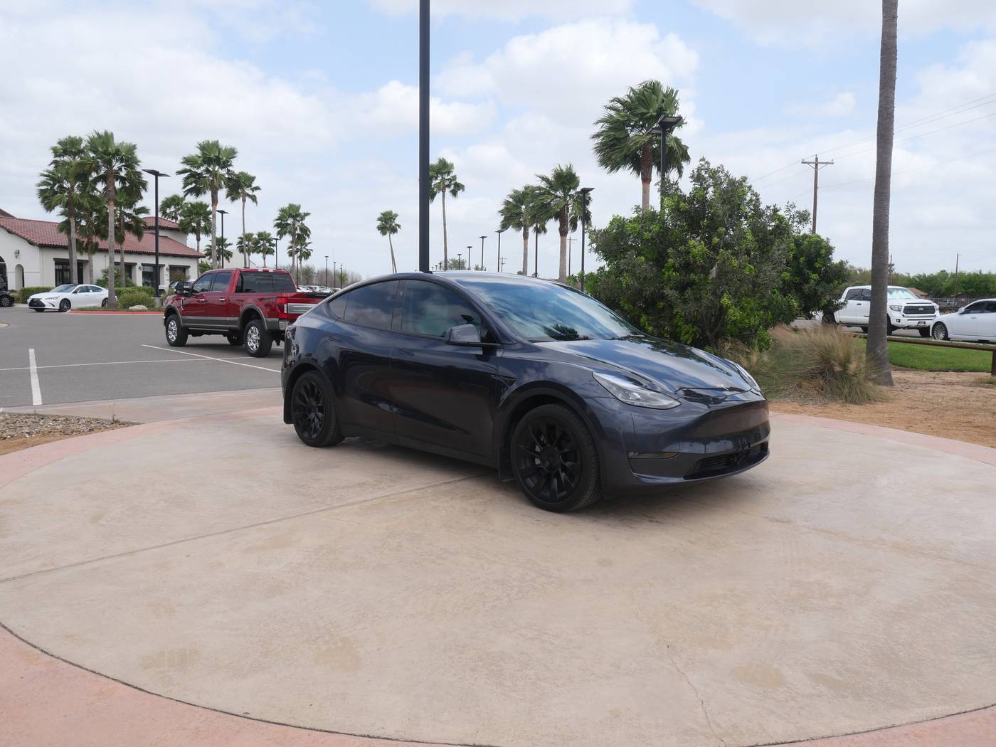 2024 Tesla Model Y Long Range — SUV — 13,492 mi — San Juan, TX