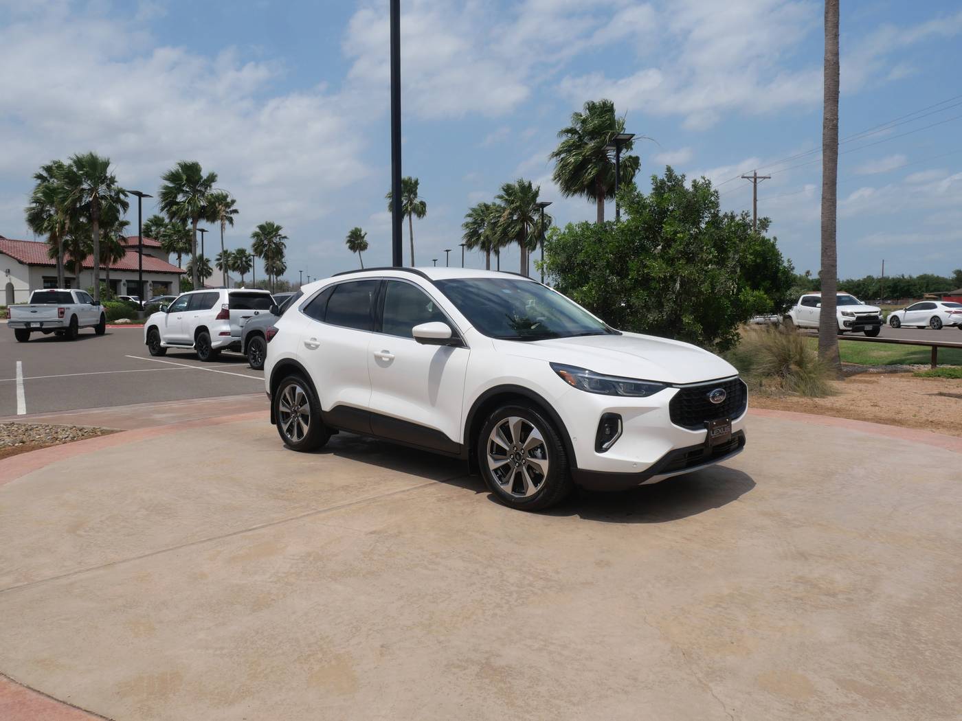 2023 Ford Escape Platinum — SUV — 13,641 mi — San Juan, TX
