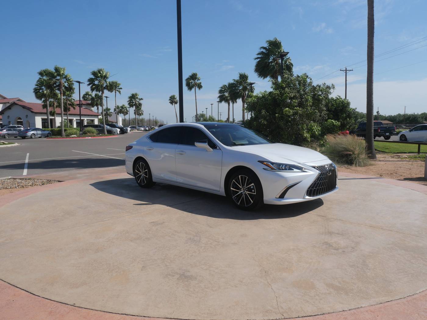 2025 Lexus ES ES 350 — Sedan — 350 mi — San Juan, TX