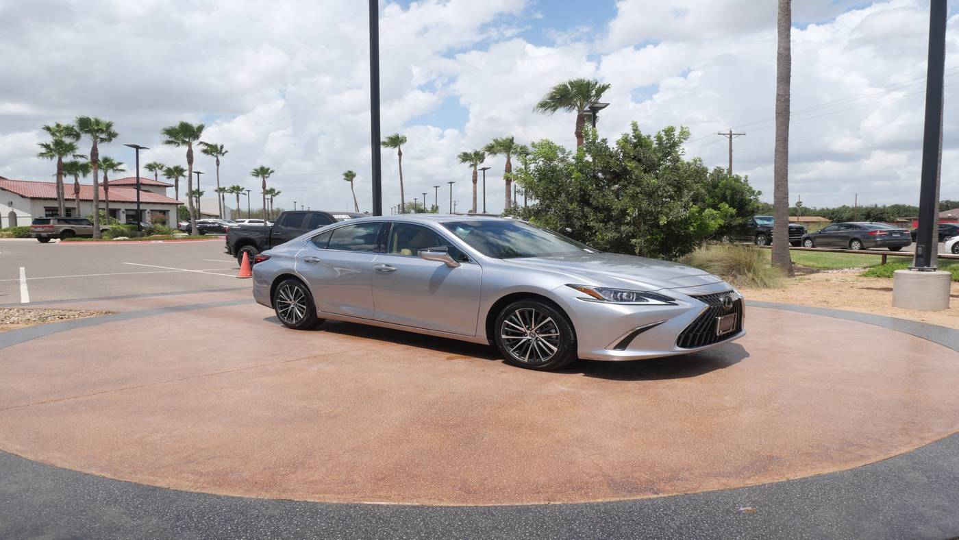 2022 Lexus ES ES 350 — Sedan — 34,105 mi — San Juan, TX