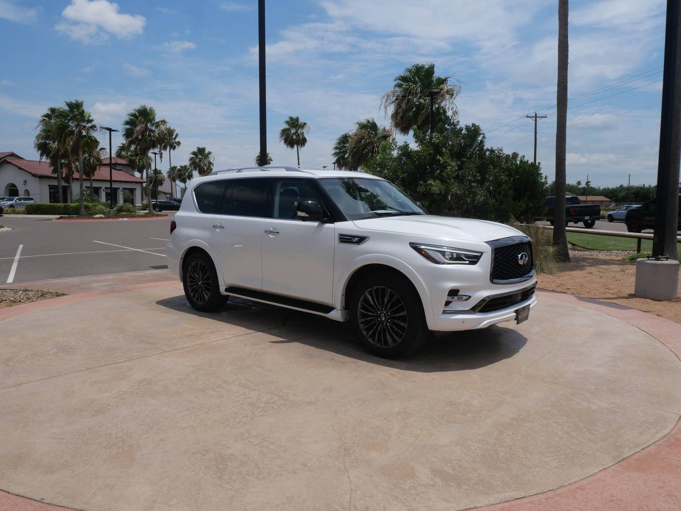 2023 INFINITI QX80 PREMIUM SELECT — SUV — 13,405 mi — San Juan, TX