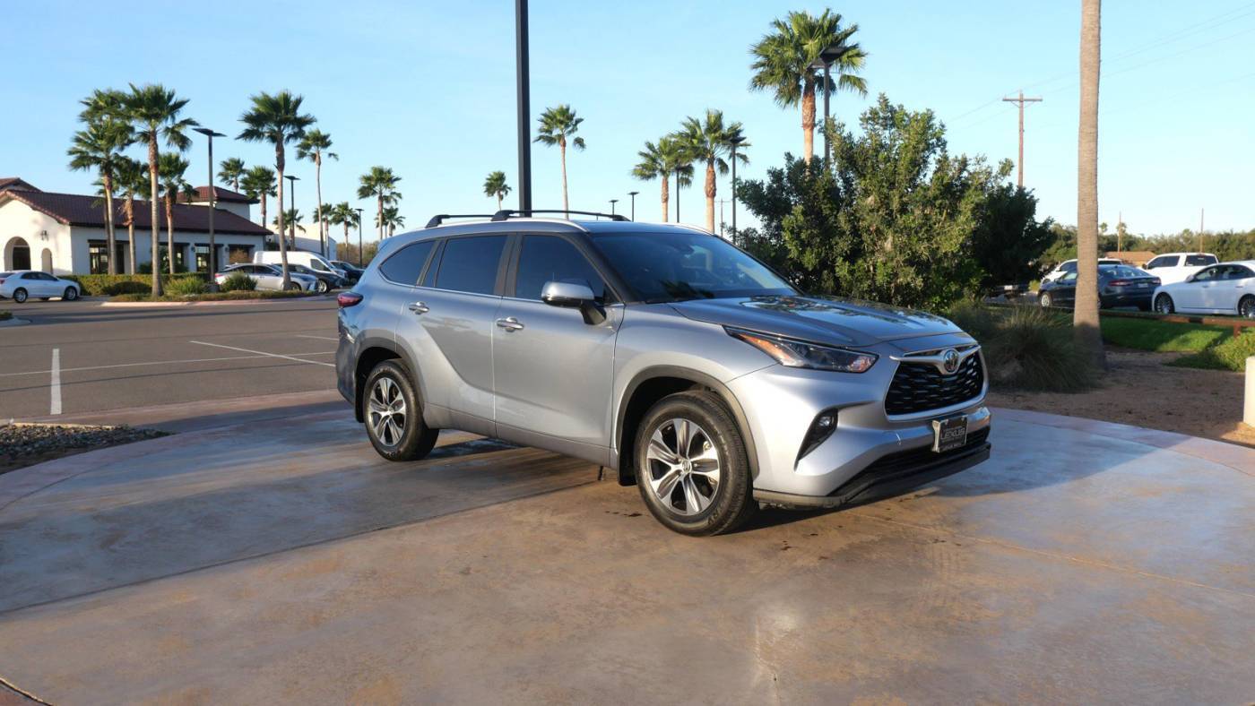 2023 Toyota Highlander Hybrid XLE — SUV — 32,984 mi — San Juan, TX