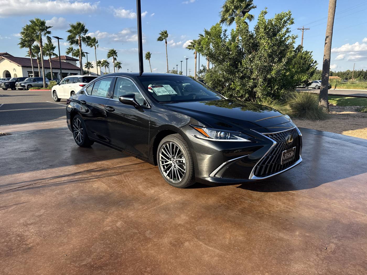 2025 Lexus ES ES 350 — Sedan — 11 mi — San Juan, TX