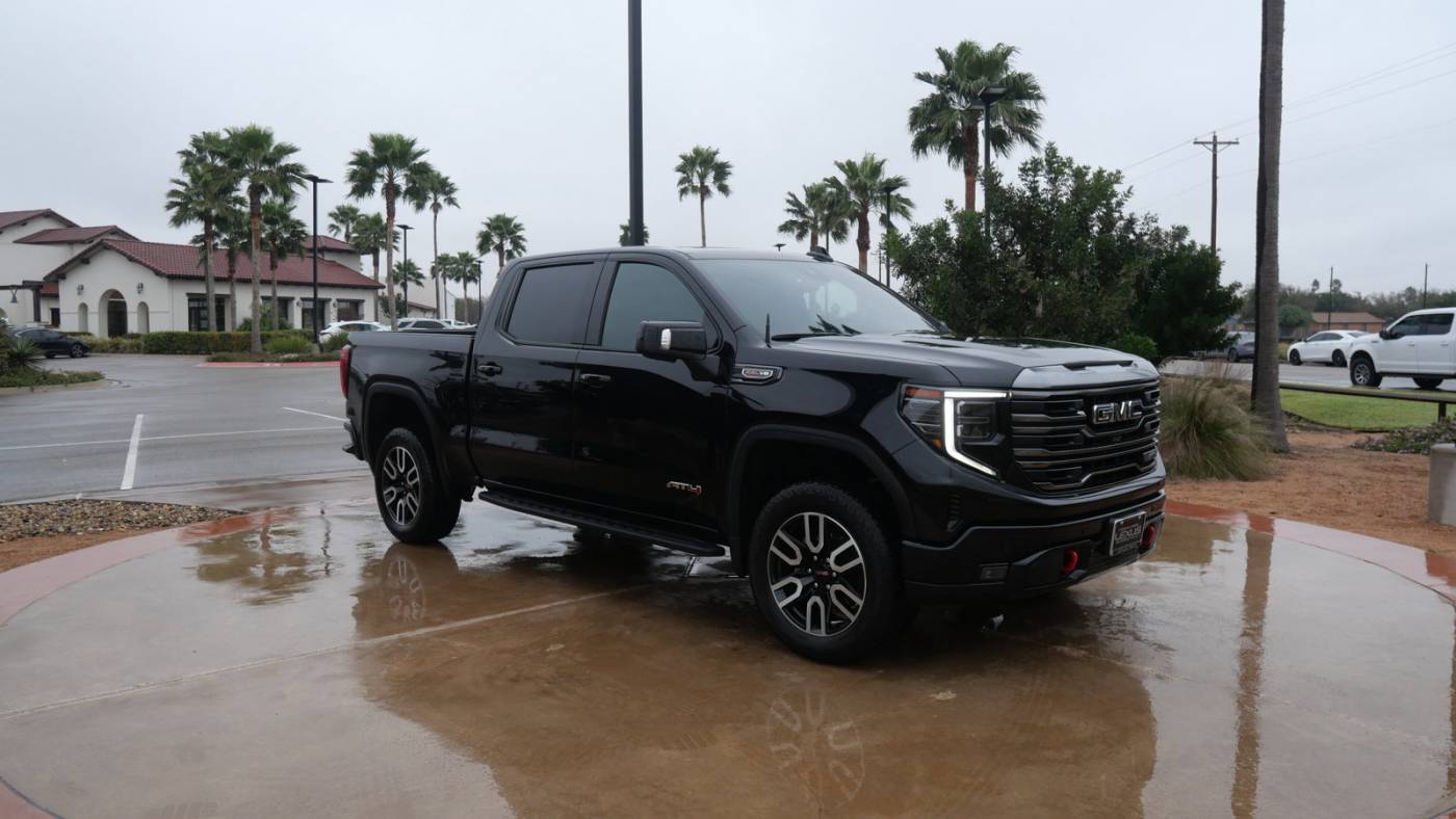 2024 GMC Sierra 1500 AT4 — Pickup Truck — 17,818 mi — San Juan, TX