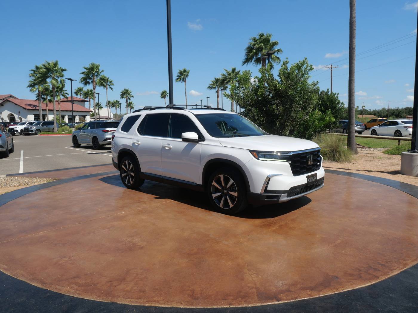 2023 Honda Pilot Touring — SUV — 36,081 mi — San Juan, TX