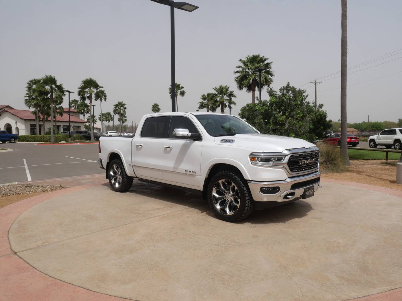 2022 Ram 1500 Limited — Pickup Truck — 37,631 mi — San Juan, TX