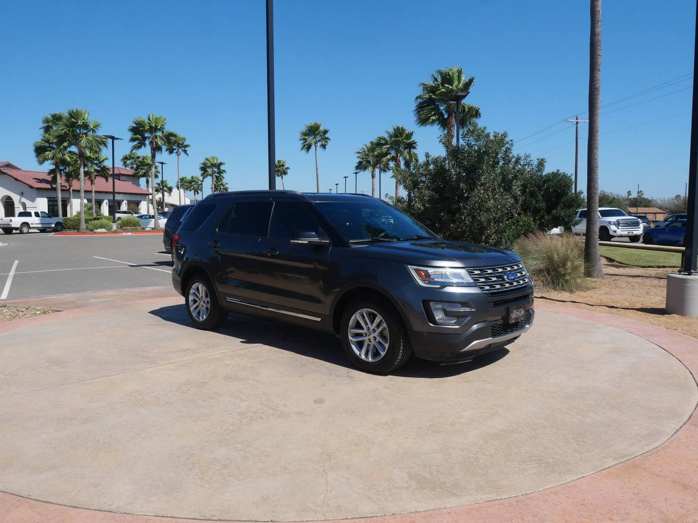 2016 Ford Explorer XLT — SUV — 72,626 mi — San Juan, TX