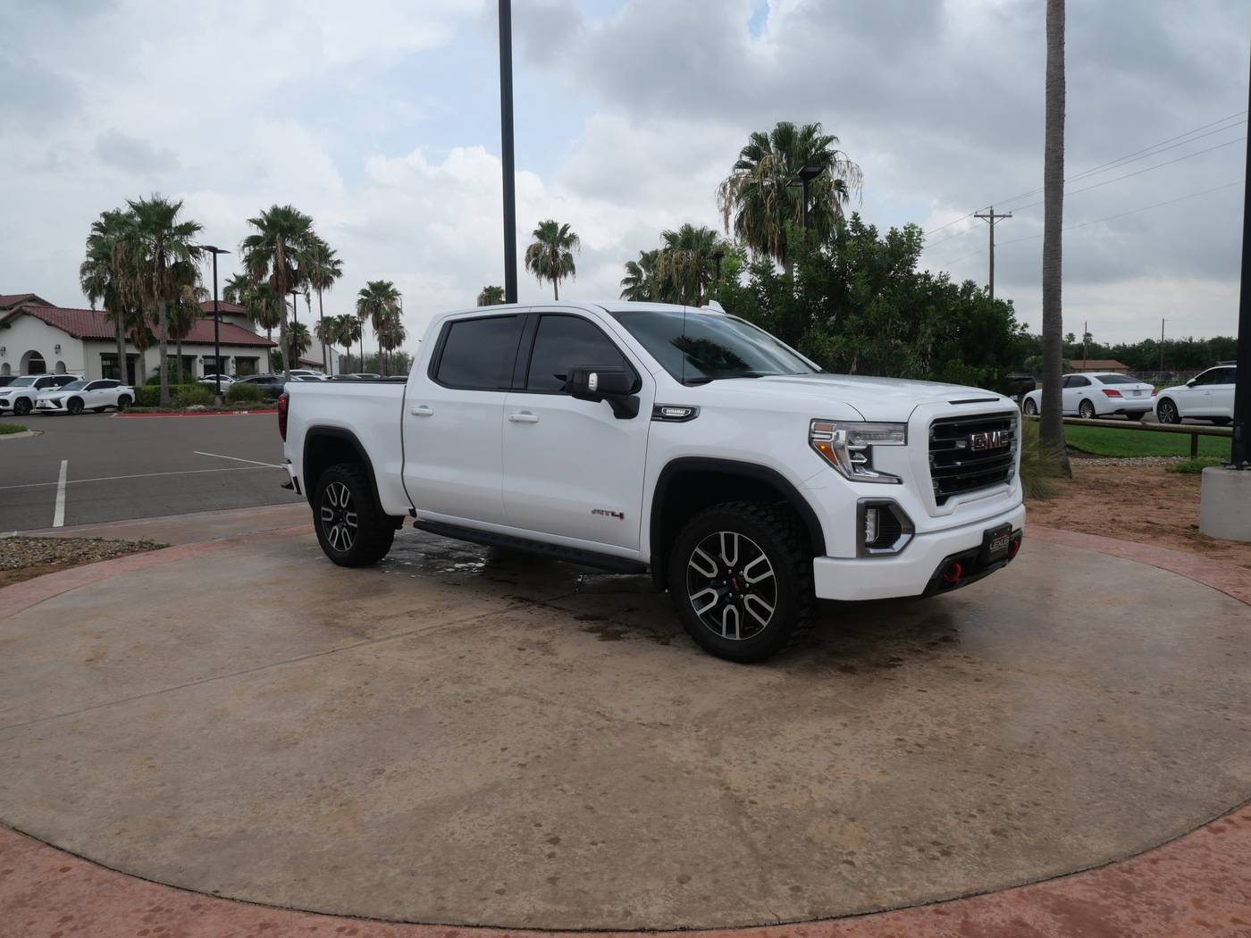 2021 GMC Sierra 1500 AT4 — Pickup Truck — 44,272 mi — San Juan, TX