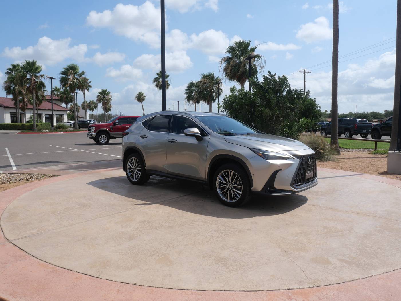 2022 Lexus NX NX 350h Luxury — SUV — 36,165 mi — San Juan, TX