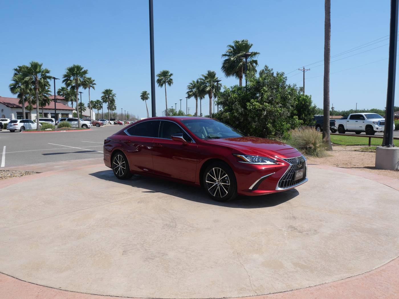 2025 Lexus ES ES 350 — Sedan — 1,425 mi — San Juan, TX