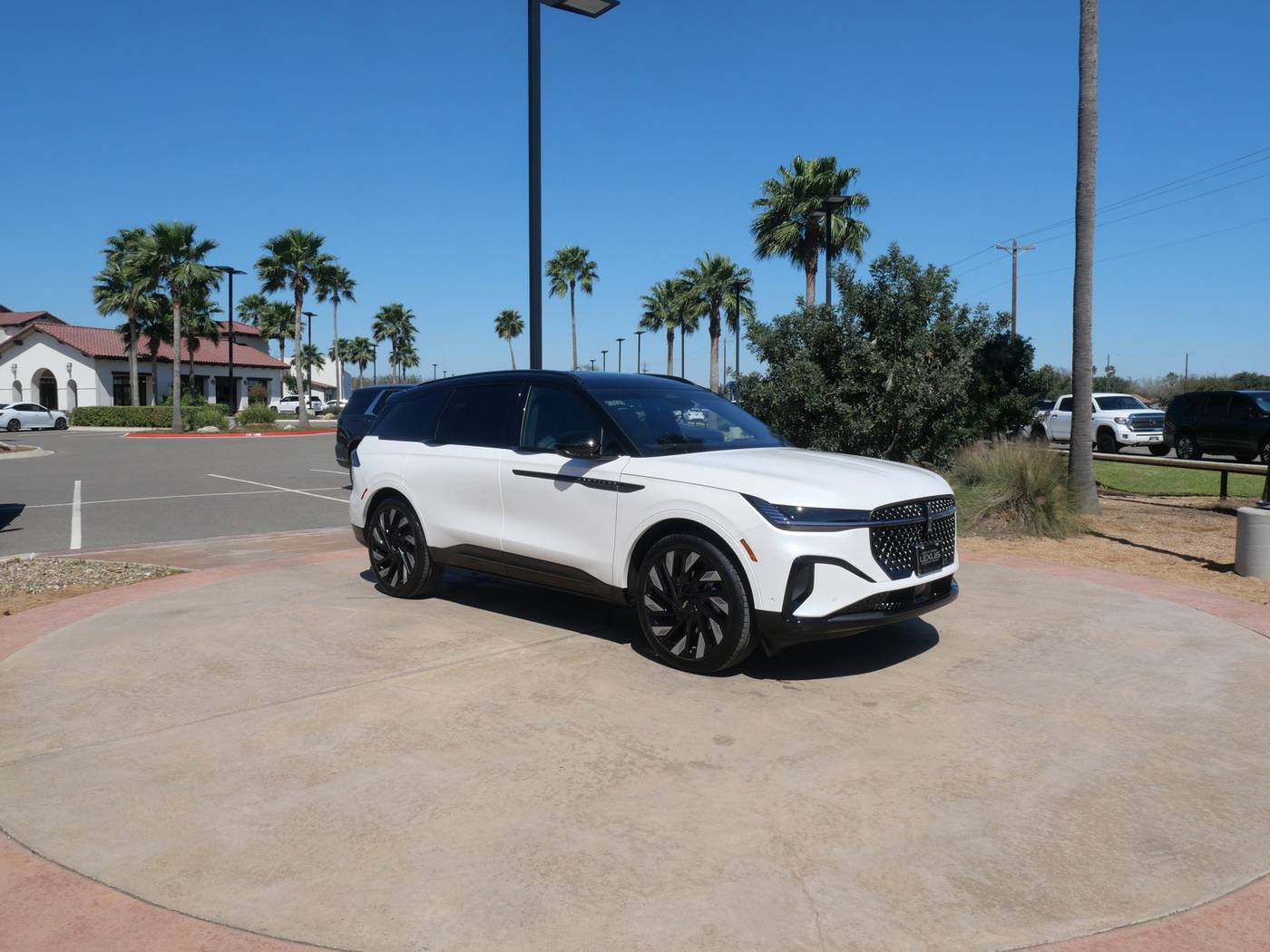 2024 Lincoln Nautilus Reserve — SUV — 698 mi — San Juan, TX