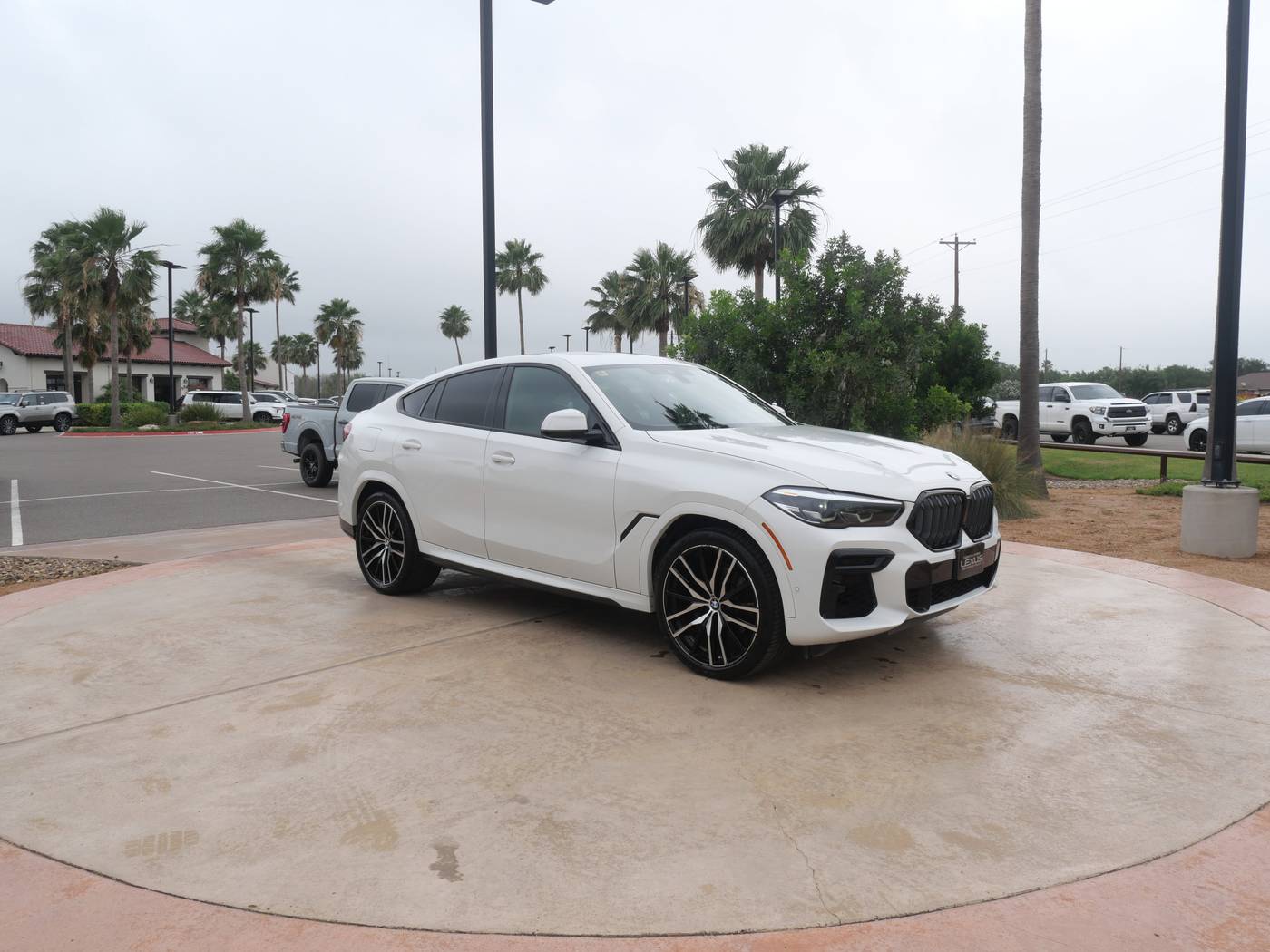 2022 BMW X6 40i — SUV — 28,431 mi — San Juan, TX