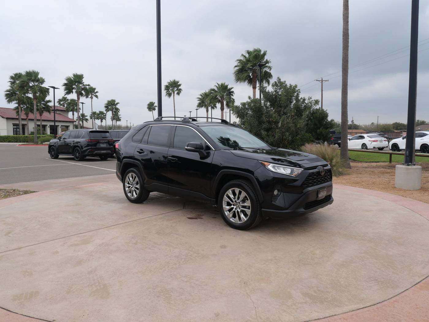 2020 Toyota RAV4 XLE Premium — SUV — 77,931 mi — San Juan, TX