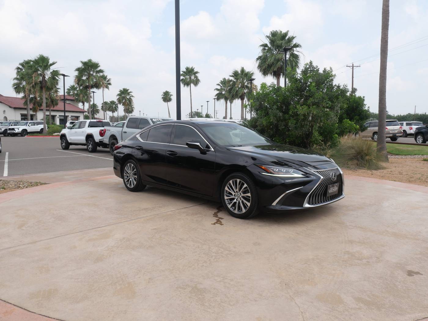 2019 Lexus ES ES 350 Luxury — Sedan — 27,607 mi — San Juan, TX