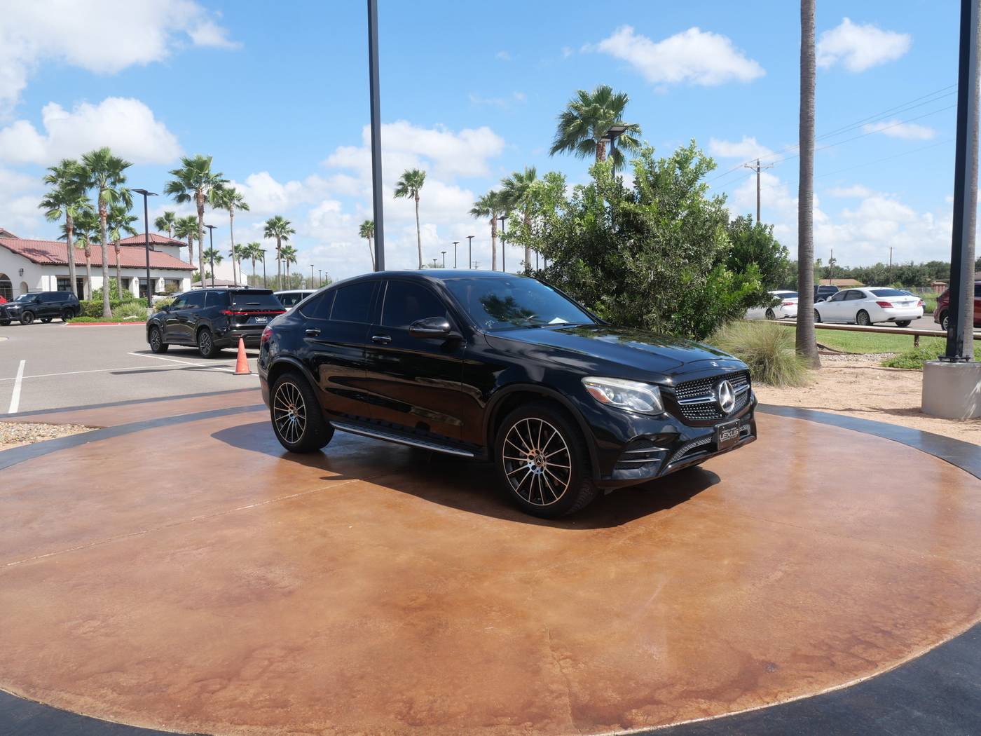 2018 Mercedes-Benz GLC GLC 300 — SUV — 115,624 mi — San Juan, TX