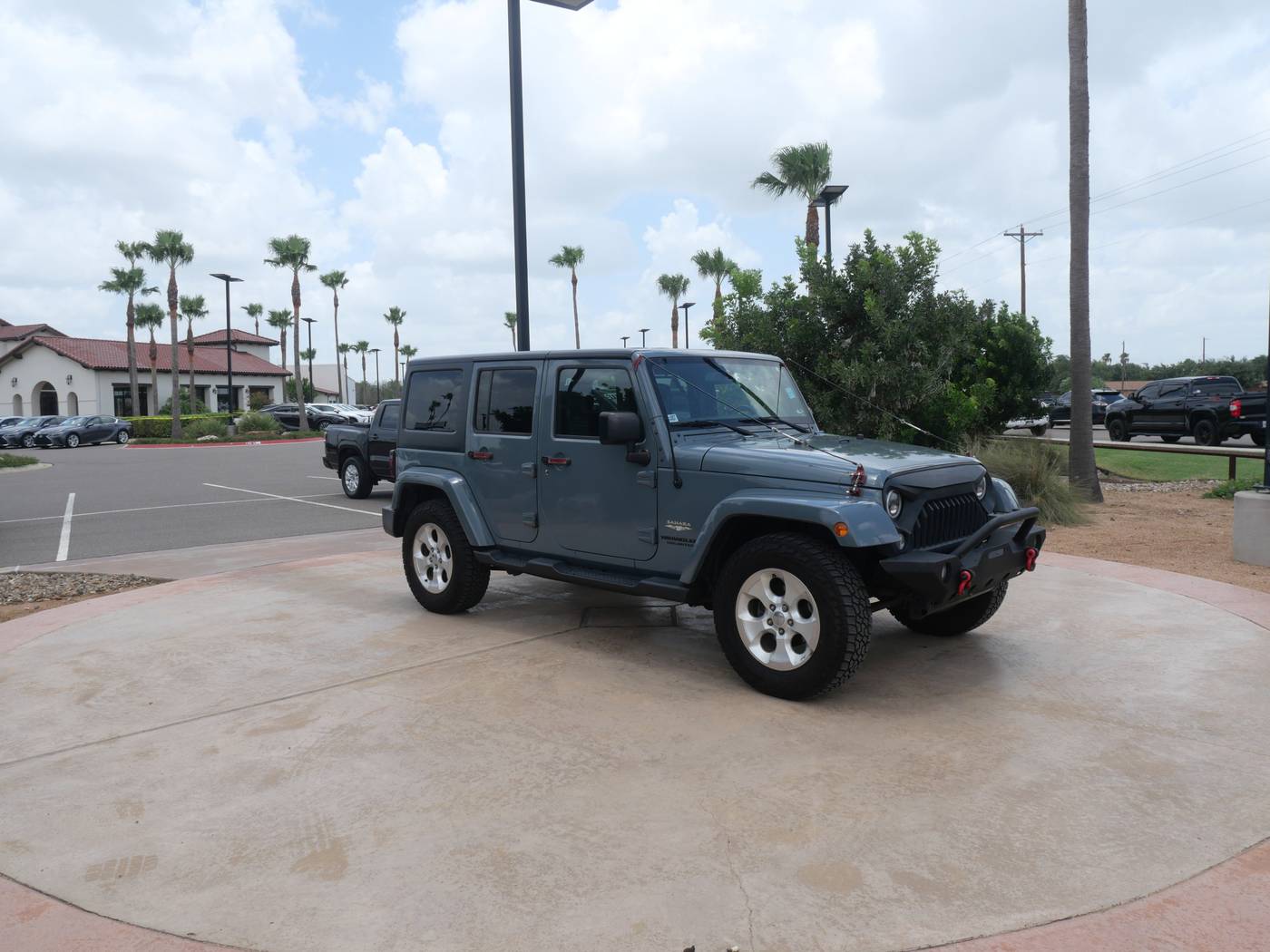 2015 Jeep Wrangler Sahara — SUV — 101,985 mi — San Juan, TX