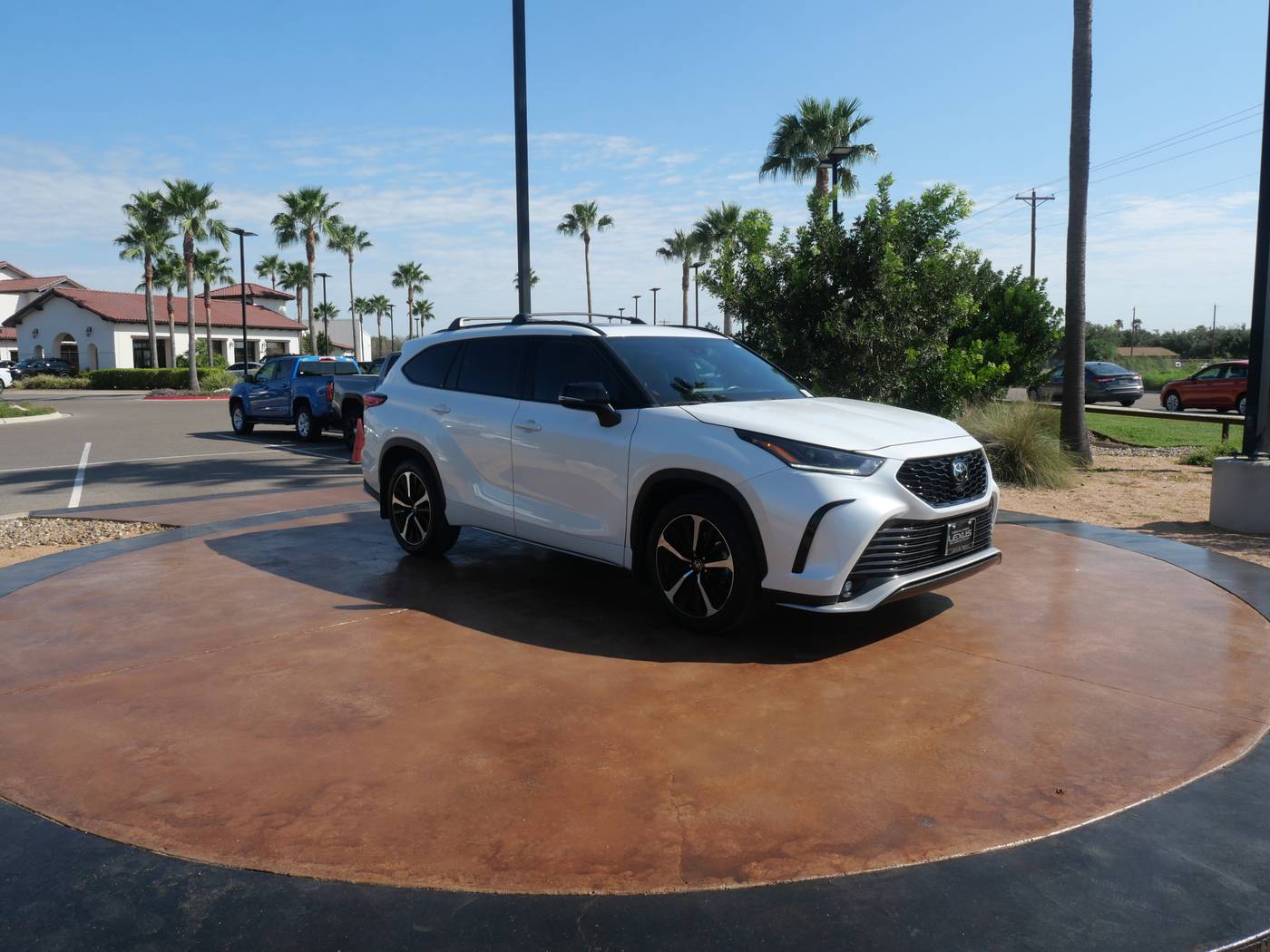2022 Toyota Highlander XSE — SUV — 26,762 mi — San Juan, TX