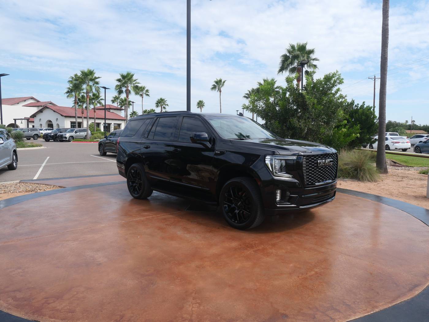 2023 GMC Yukon SLT — SUV — 24,992 mi — San Juan, TX