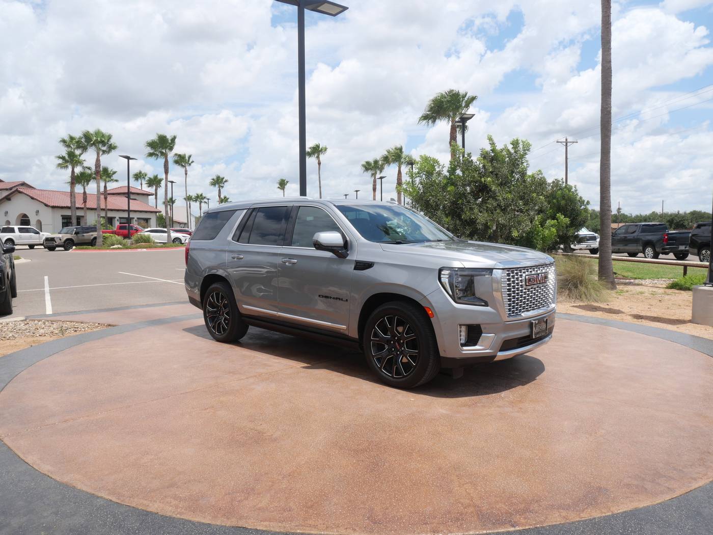 2024 GMC Yukon Denali — SUV — 34,685 mi — San Juan, TX
