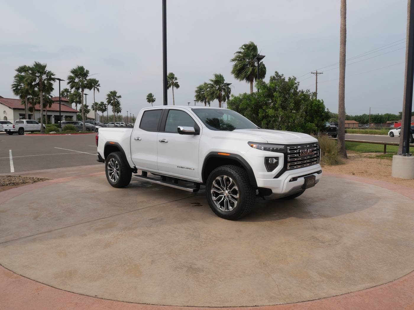 2024 GMC Canyon Denali — Pickup Truck — 17,539 mi — San Juan, TX