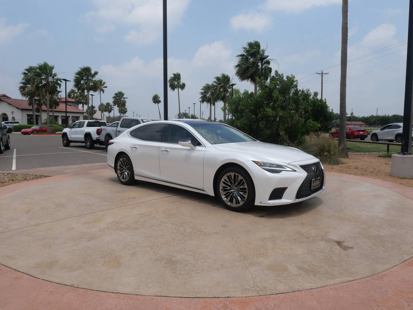 2023 Lexus LS LS 500 — Sedan — 2,789 mi — San Juan, TX