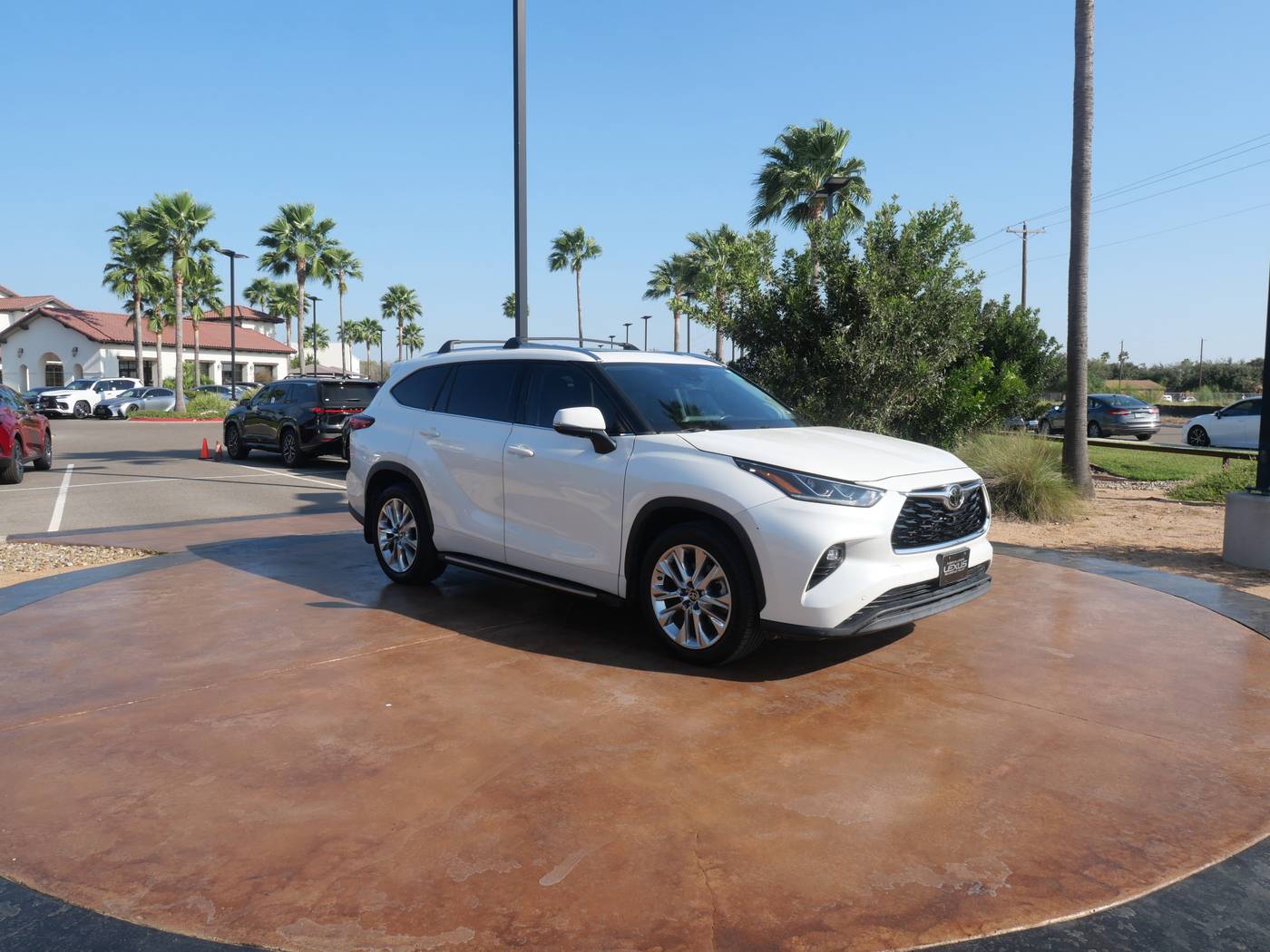 2021 Toyota Highlander Limited — SUV — 103,945 mi — San Juan, TX