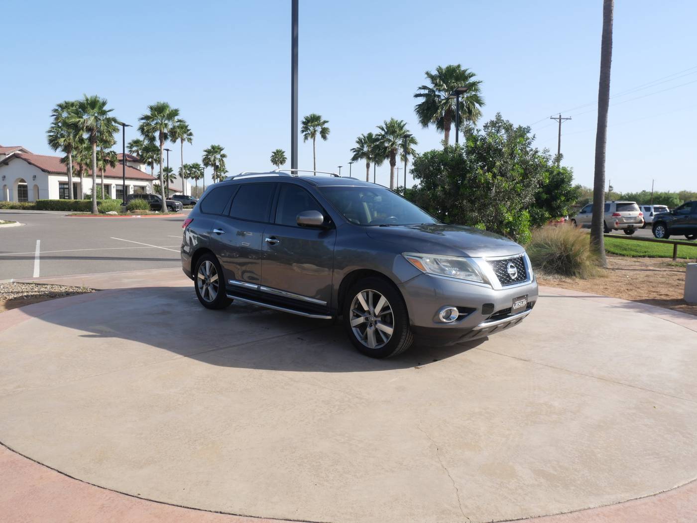 2016 Nissan Pathfinder Platinum — SUV — 95,890 mi — San Juan, TX