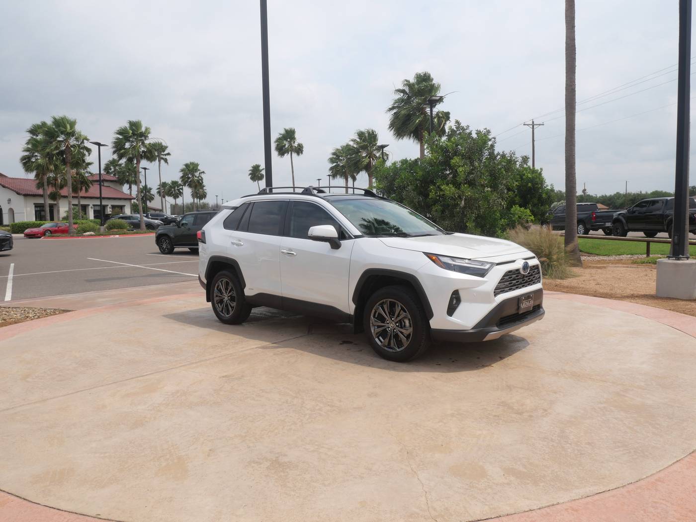 2024 Toyota RAV4 Hybrid Limited — SUV — 8,787 mi — San Juan, TX