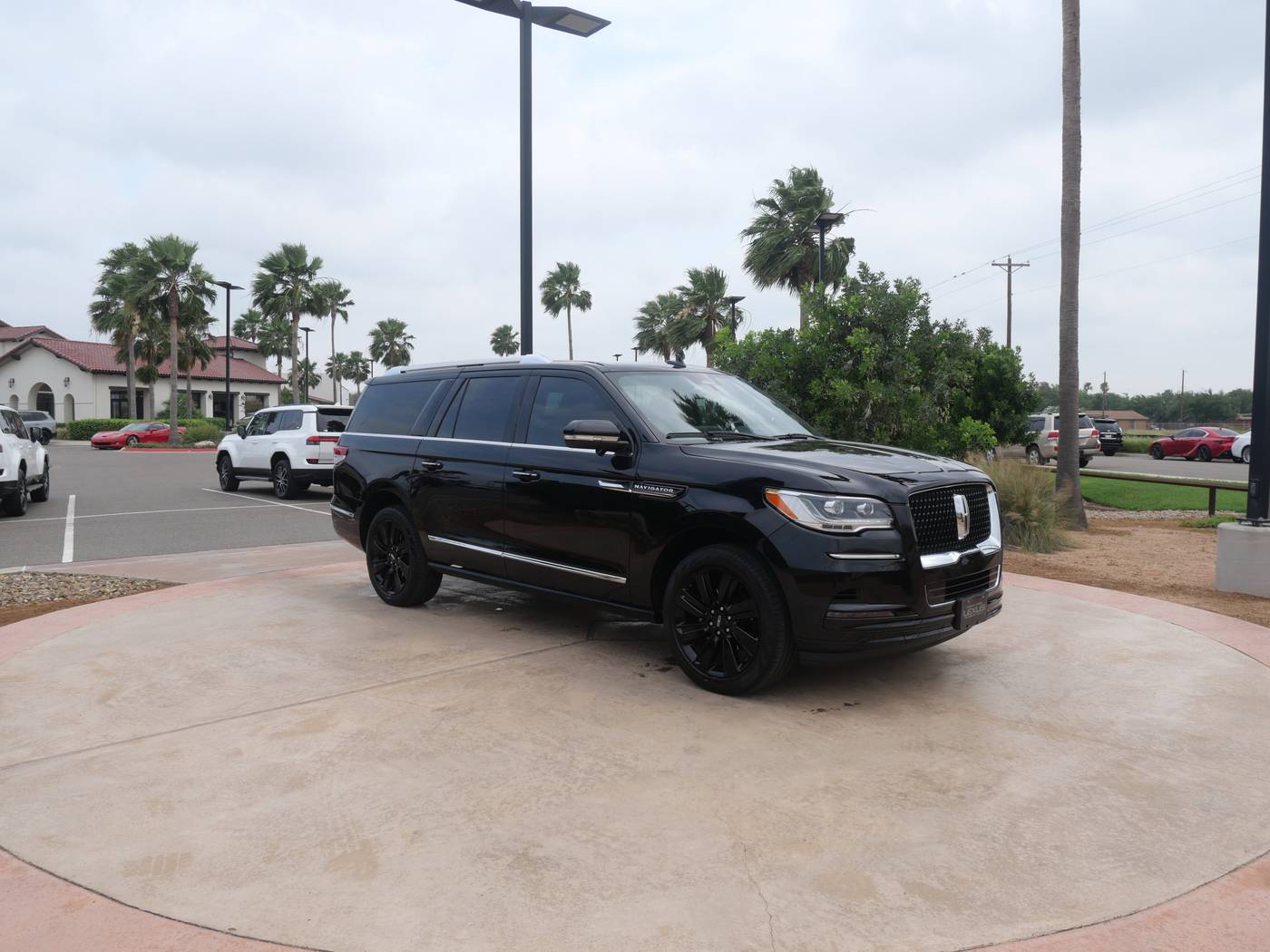 2024 Lincoln Navigator Reserve — SUV — 20,006 mi — San Juan, TX