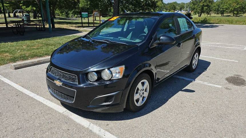 2015 Chevrolet Sonic LS — Sedan — 92,272 mi — Merriam, KS