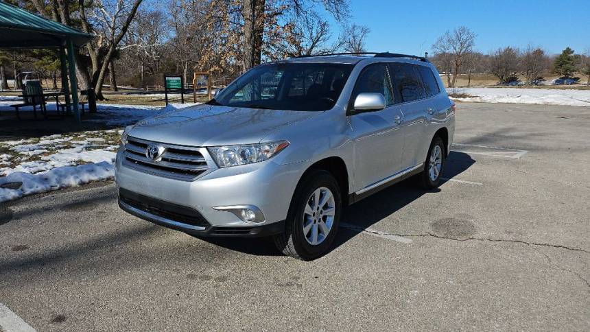 2011 Toyota Highlander Highlander V6 — SUV — 131,849 mi — Merriam, KS