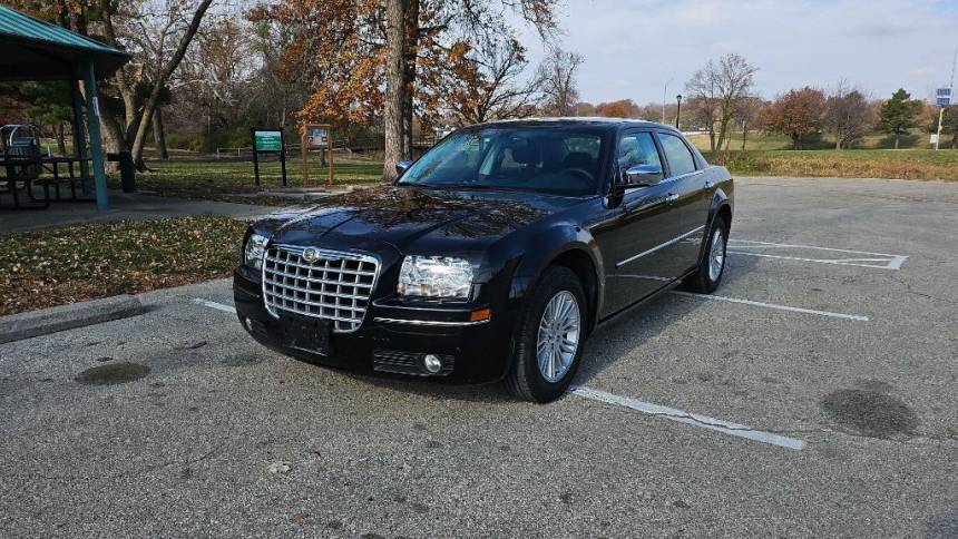 2010 Chrysler 300 Touring Plus — Sedan — 26,488 mi — Merriam, KS